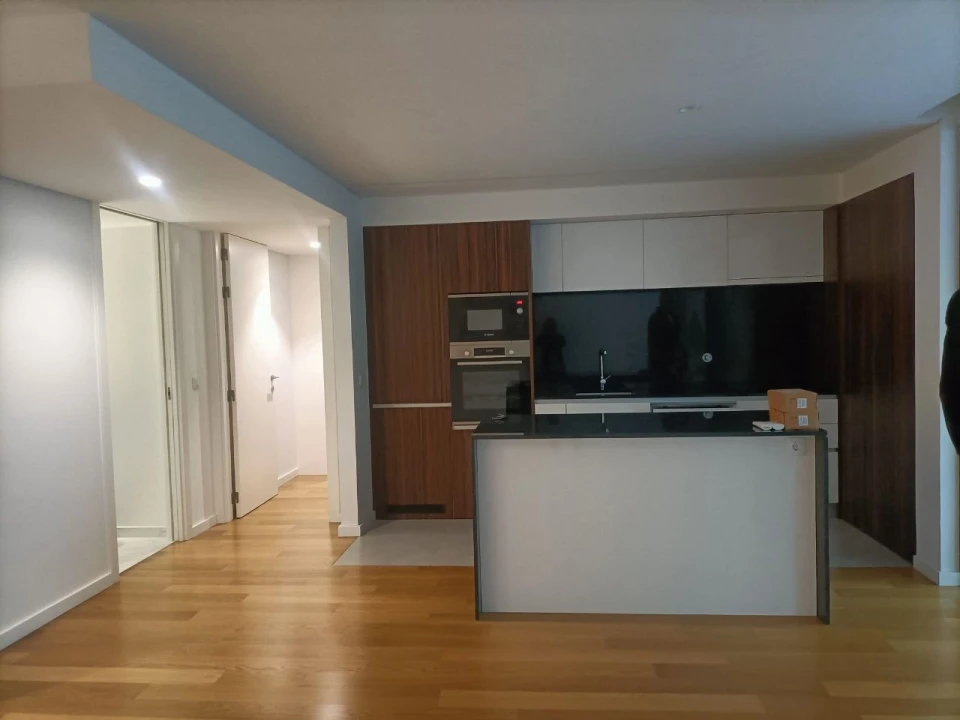 Apartamento T1 para Arrendamento em Vila Nova Gaia Foto 2