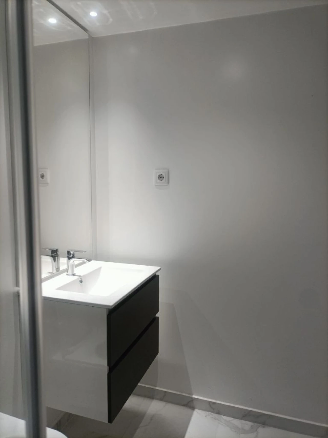 Apartamento T1 para Arrendamento em Vila Nova Gaia Foto 7