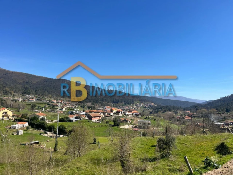 Quinta T3 para Venda em Moldes Foto 12