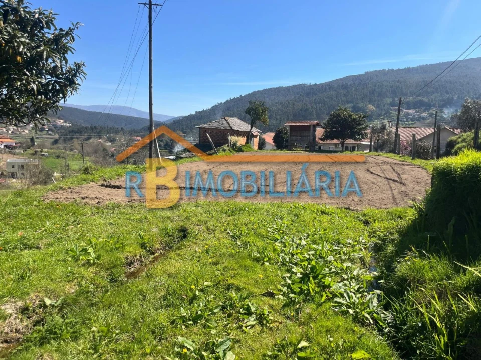 Quinta T3 para Venda em Moldes Foto 26