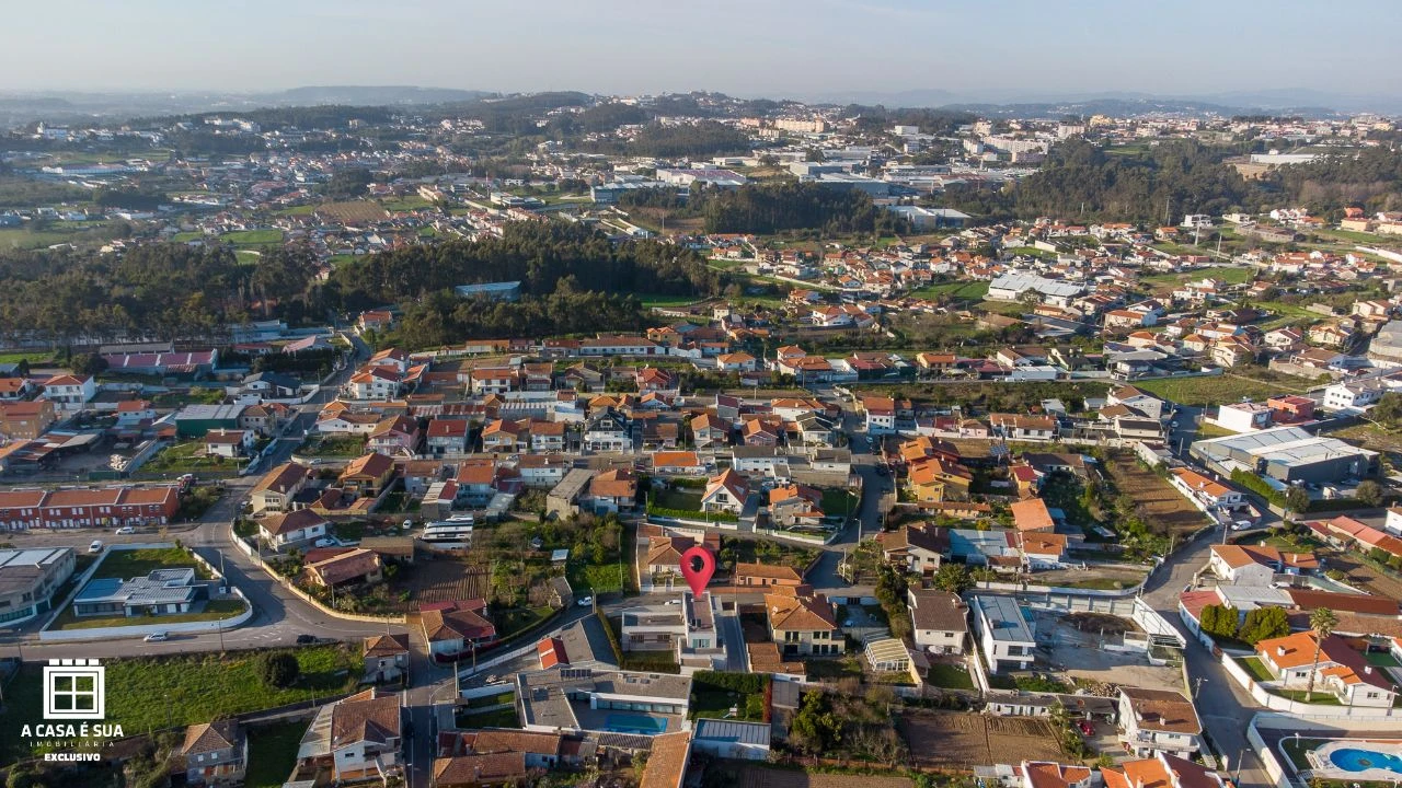 Moradia T3 para Venda em Lourosa Foto 50