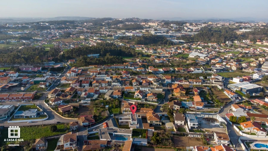 Moradia T3 para Venda em Lourosa Foto 50