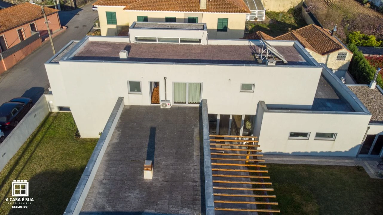 Moradia T3 para Venda em Lourosa Foto 44