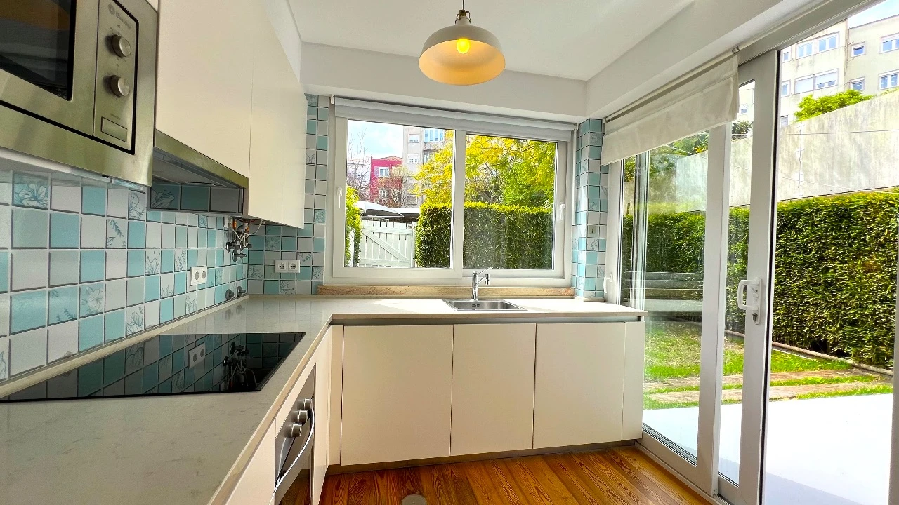 Apartamento T2 para Arrendamento em Lisboa Foto 9