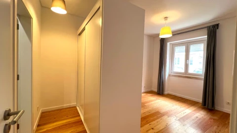 Apartamento T2 para Arrendamento em Lisboa