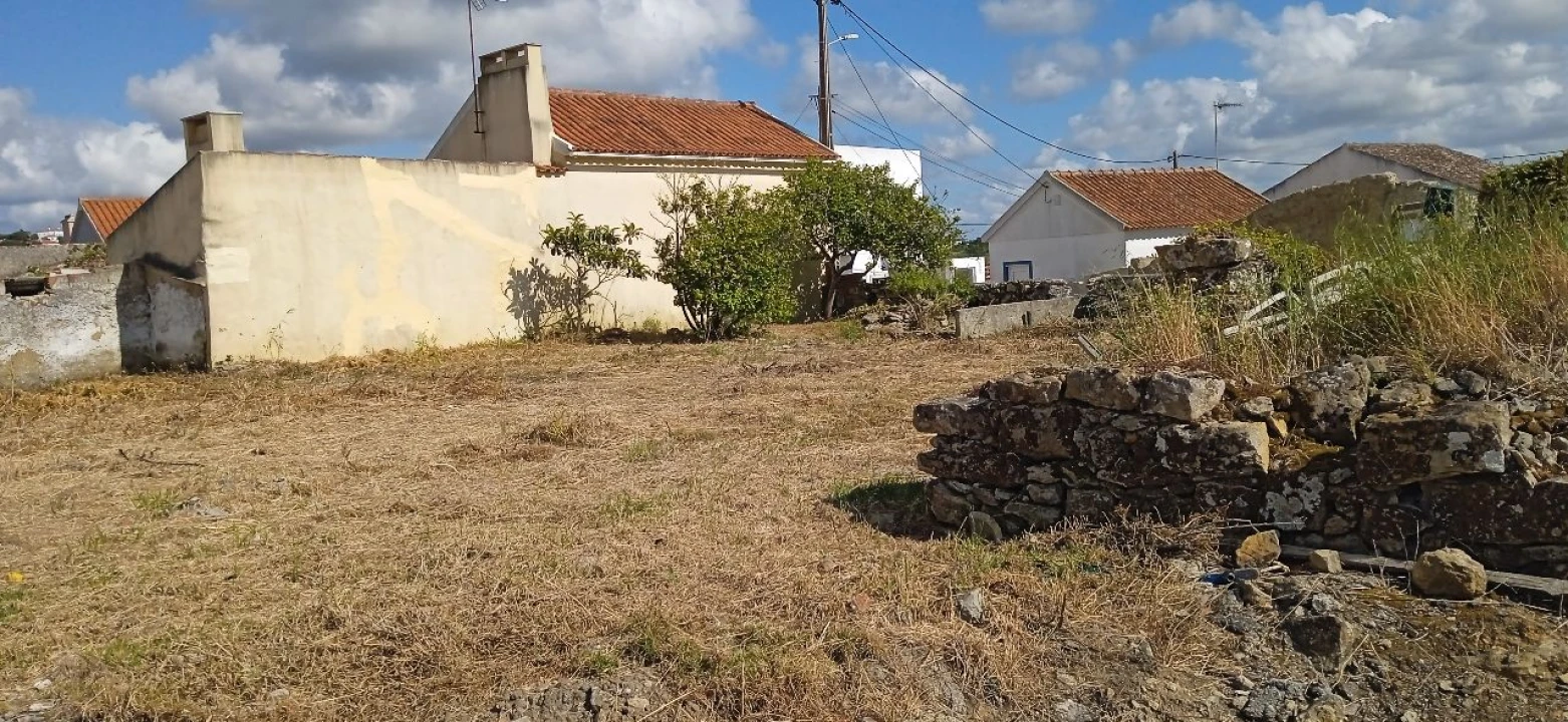 Terreno para Venda em Zambujal Foto 5