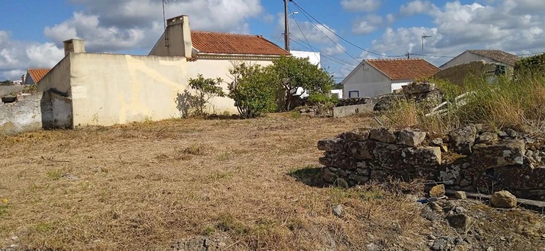 Terreno para Venda em Zambujal Foto 5