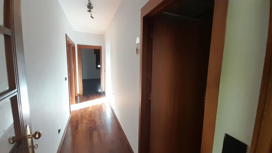 Apartamento T3 para Arrendamento em Porto Foto 15