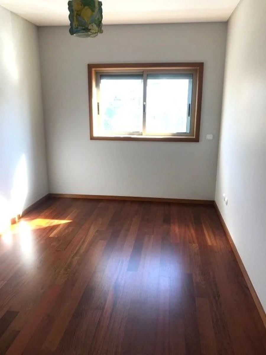 Apartamento T2 para Venda em Porto Foto 12