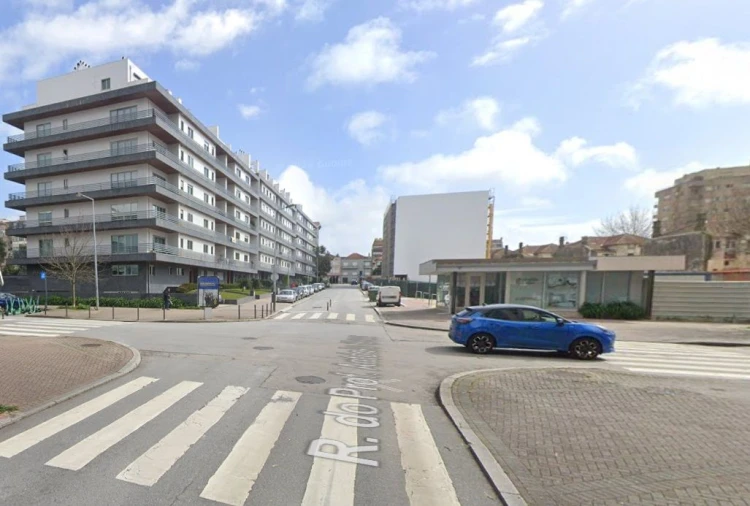 Apartamento T2 para Venda em Porto Foto 25