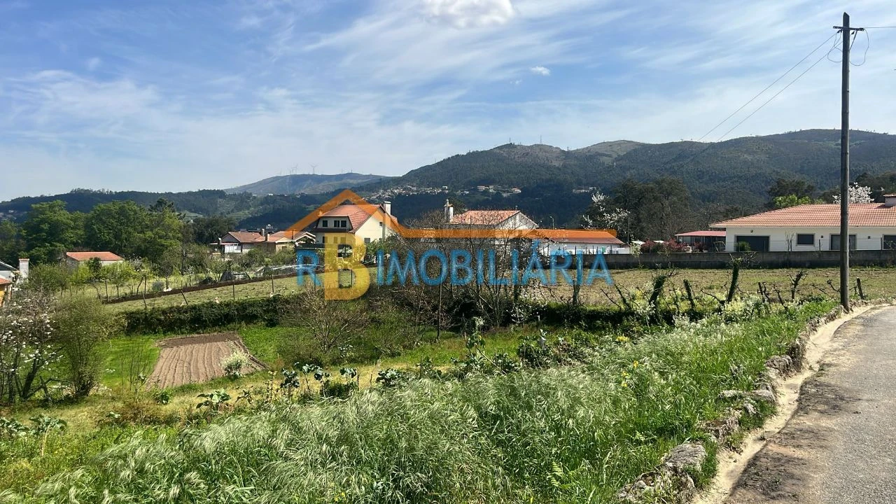 Terreno para Venda em Tojal Foto 4