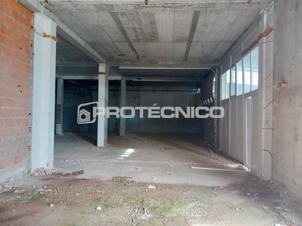 Armazém para Venda em Gafanha da Encarnação Foto 4