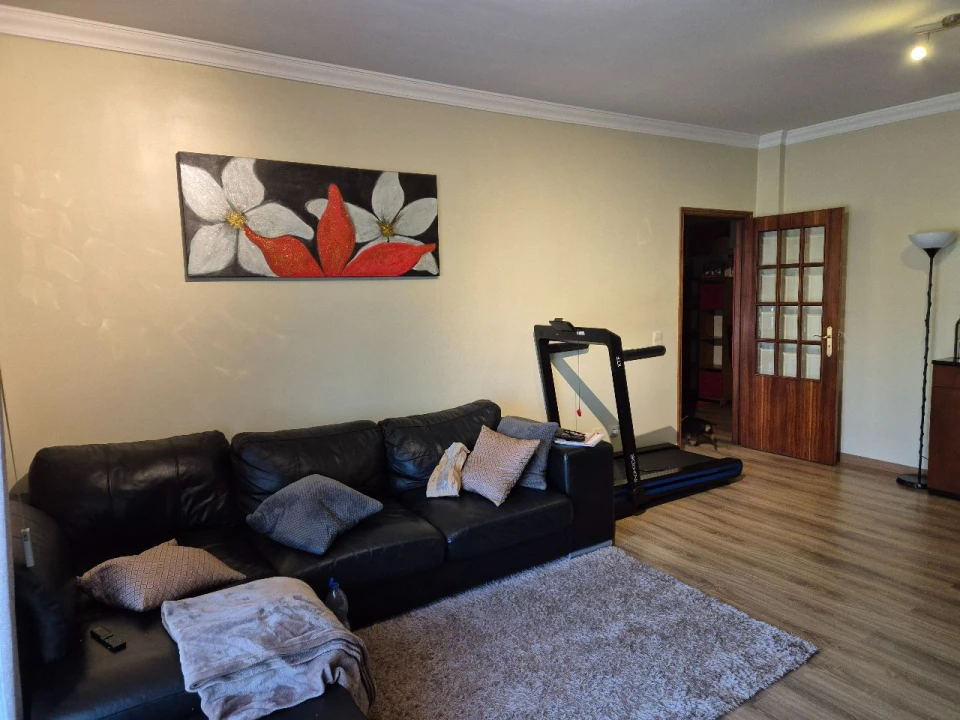Apartamento T2 para Venda em Irivo Foto 3