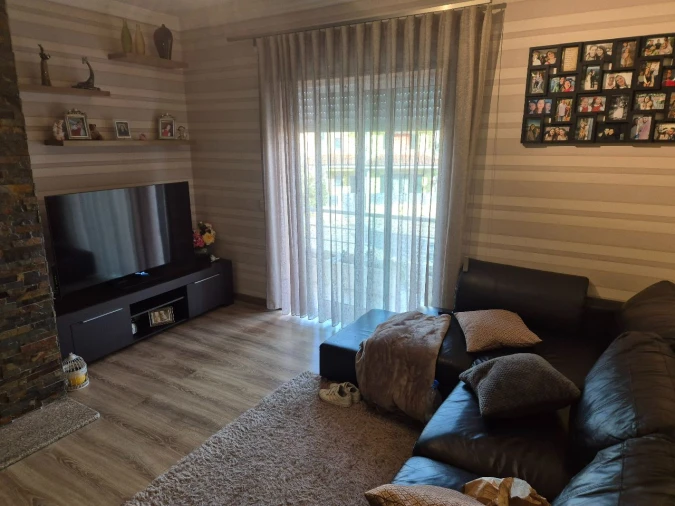 Apartamento T2 para Venda em Irivo Foto 1