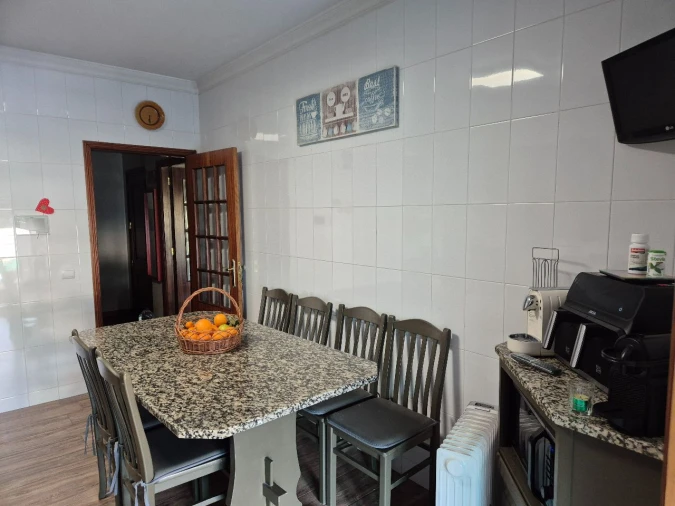 Apartamento T2 para Venda em Irivo Foto 8