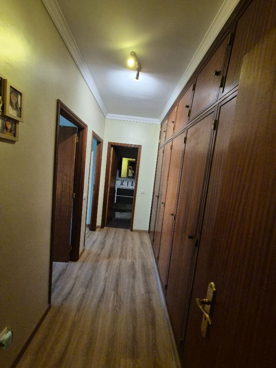Apartamento T2 para Venda em Irivo Foto 15