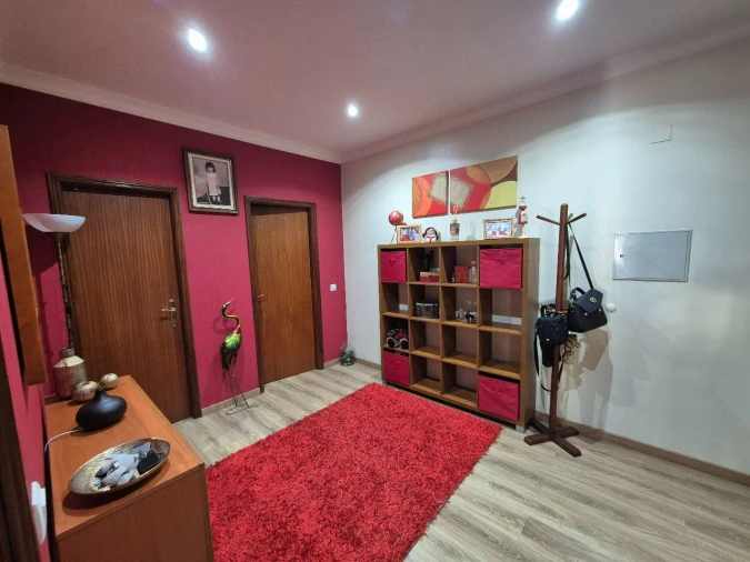 Apartamento T2 para Venda em Irivo Foto 17
