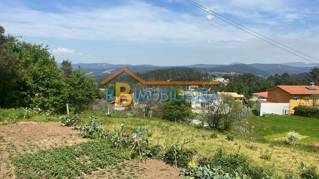 Terreno para Venda em Tojal Foto 8