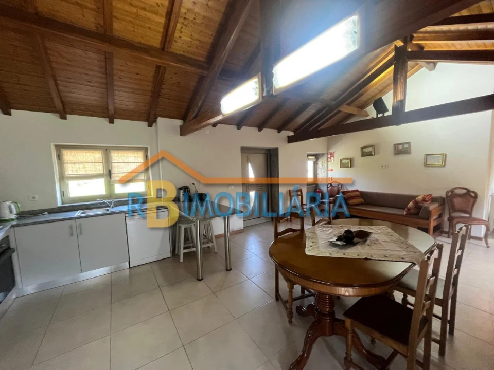 Moradia T1 para Venda em Fragoselas Foto 14