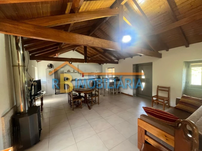 Moradia T1 para Venda em Fragoselas Foto 12