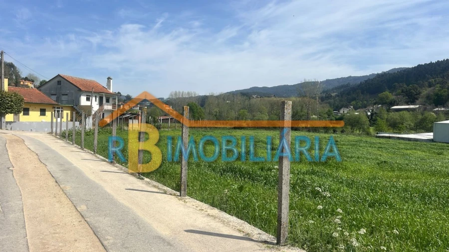 Moradia T4 para Venda em Marecos Foto 12