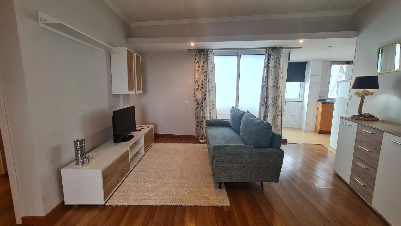 Apartamento T1 para Arrendamento em Funchal Foto 3