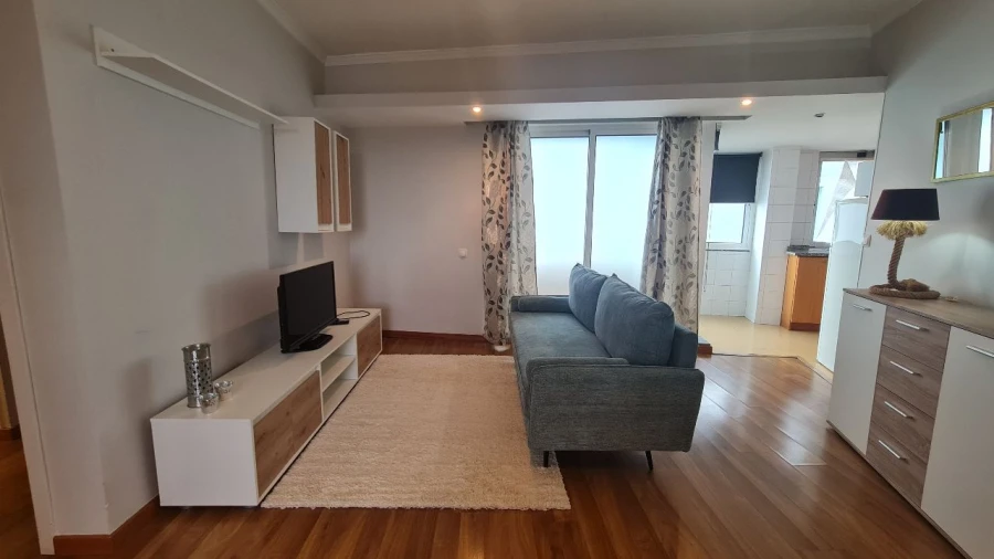 Apartamento T1 para Arrendamento em Funchal Foto 3