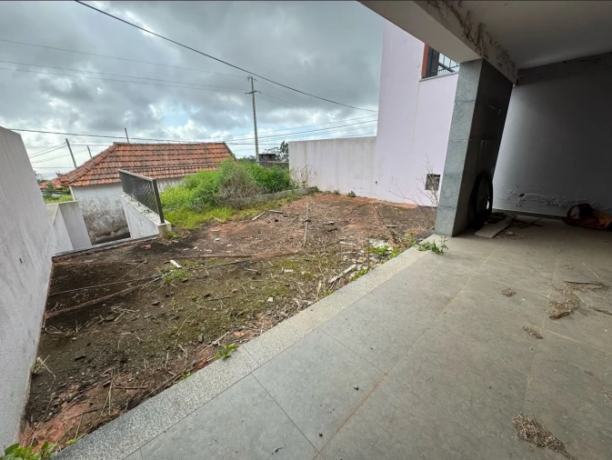 Moradia T3 para Venda em Gaula Foto 14