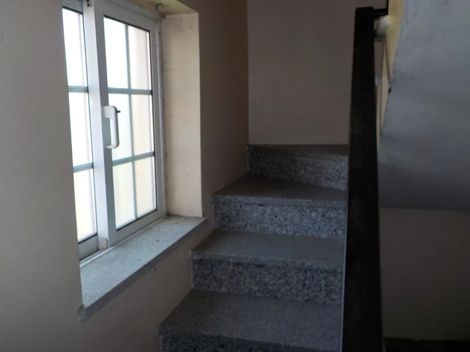 Moradia T2 para Venda em Cassurrães Foto 8