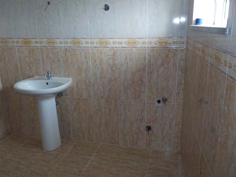 Moradia T2 para Venda em Cassurrães Foto 13