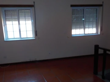 Moradia T2 para Venda em Cassurrães