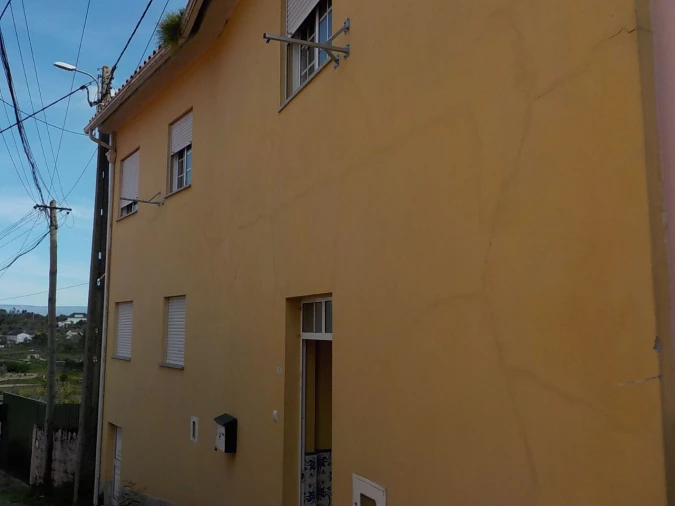 Moradia T2 para Venda em Cassurrães Foto 2
