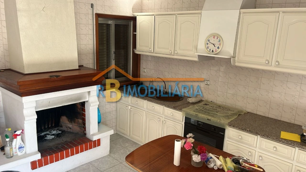 Moradia T6 para Venda em Mansores Foto 6