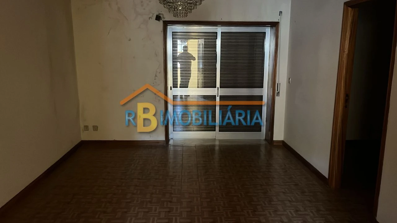 Moradia T6 para Venda em Mansores Foto 8