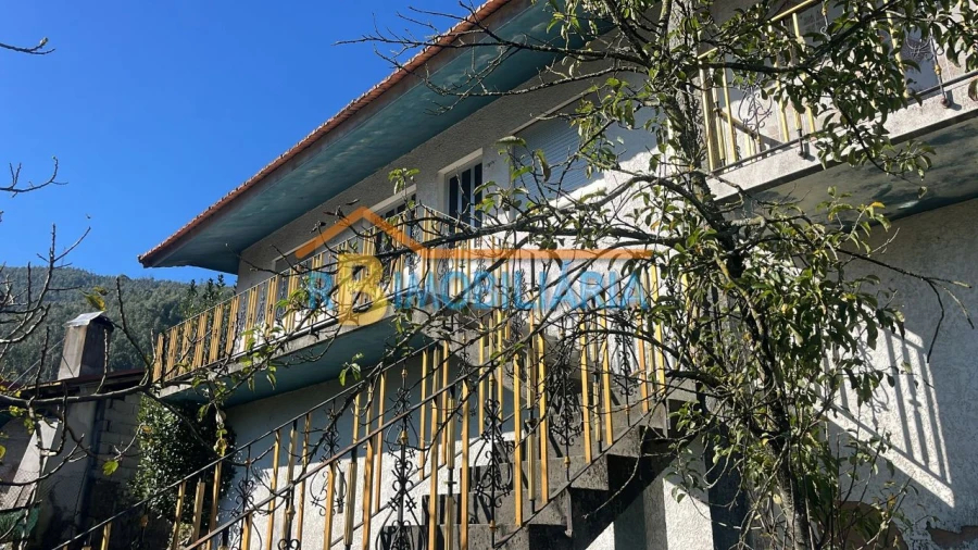 Moradia T6 para Venda em Mansores