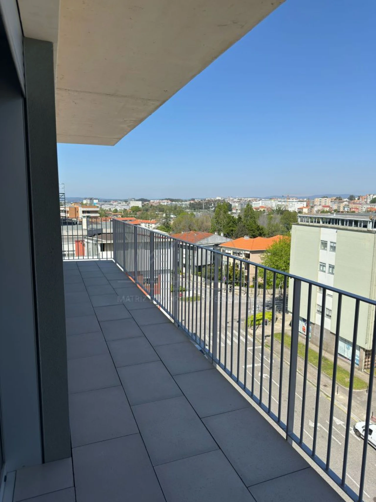 Apartamento T2 para Arrendamento em Porto Foto 2