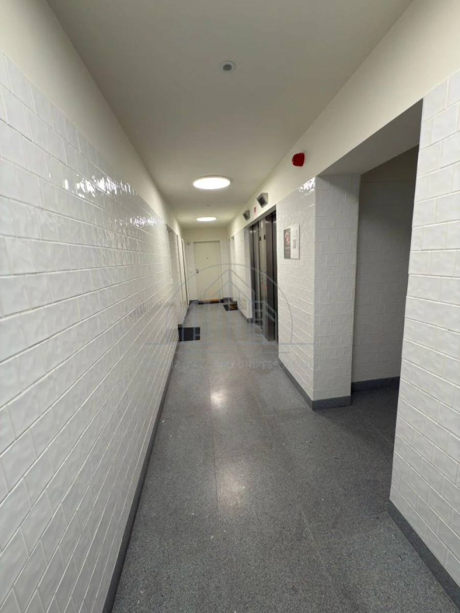 Apartamento T2 para Arrendamento em Porto Foto 14