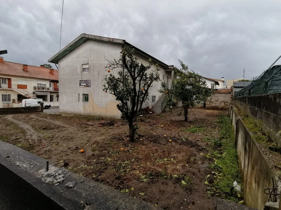 Moradia T6 para Venda em São João da Madeira Foto 7