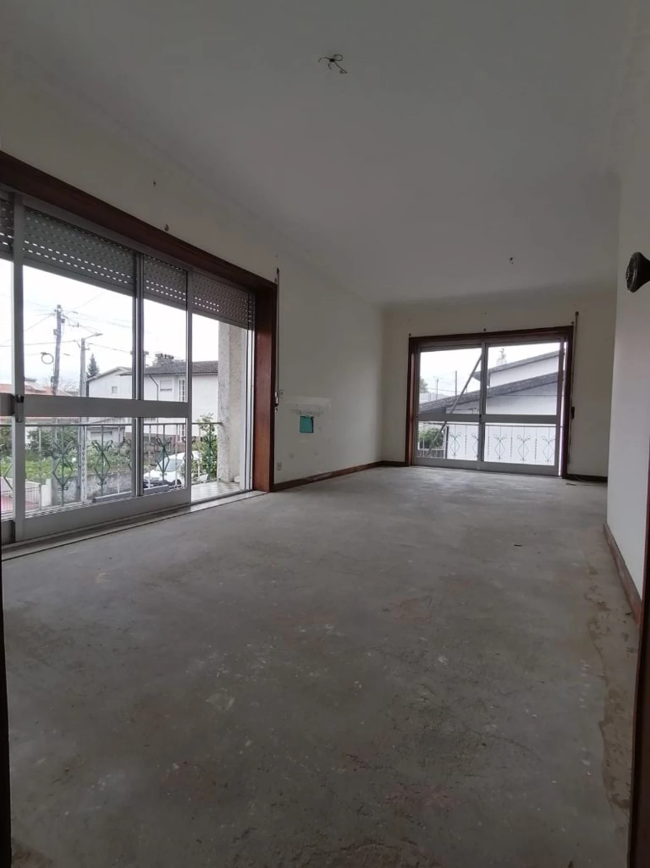 Moradia T6 para Venda em São João da Madeira Foto 29