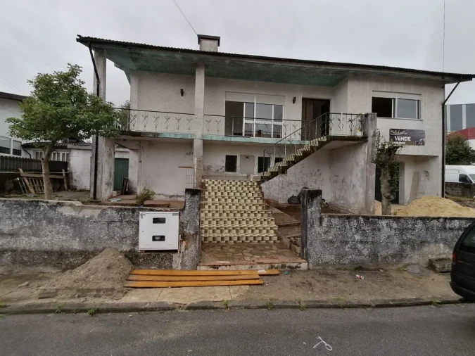 Moradia T6 para Venda em São João da Madeira Foto 23