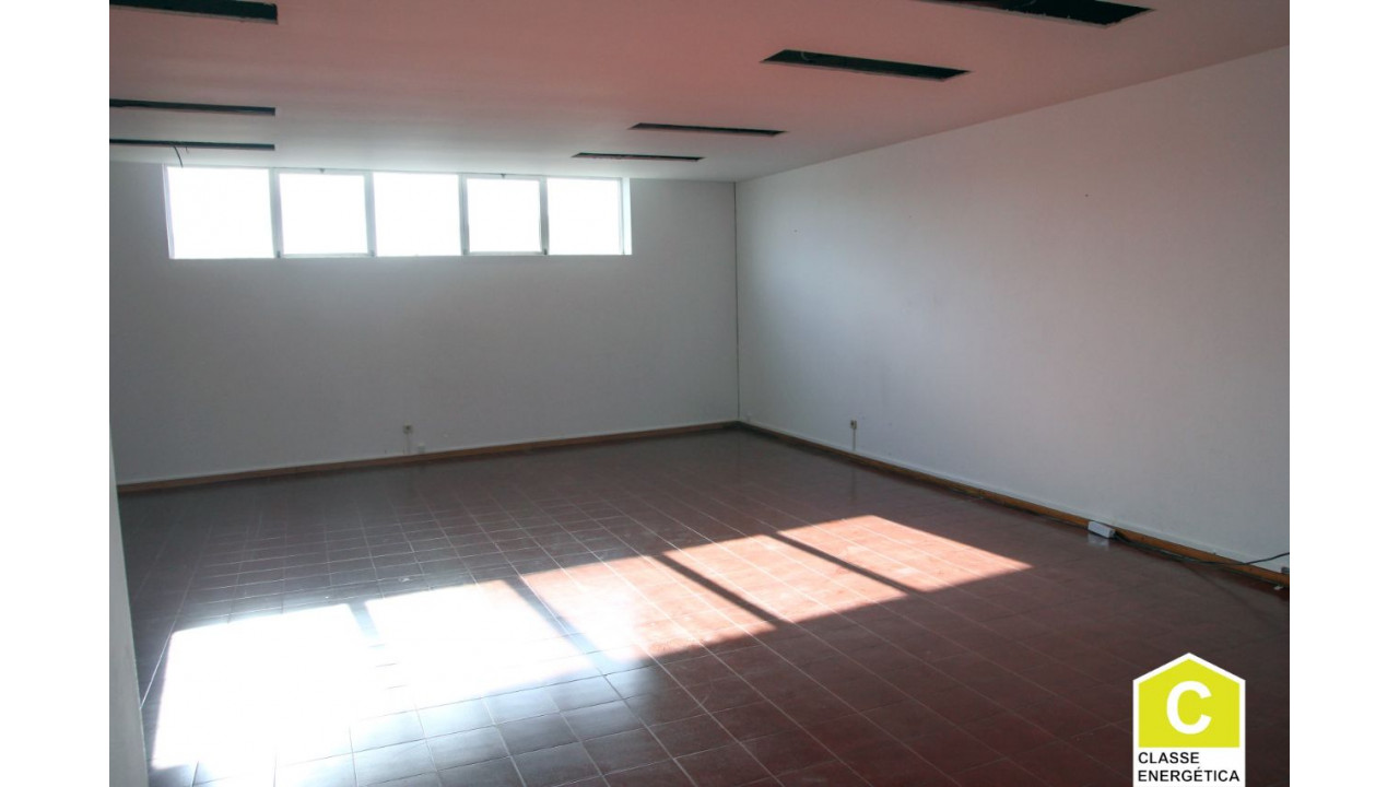 Loja para Venda em Vila de Prado Foto 3