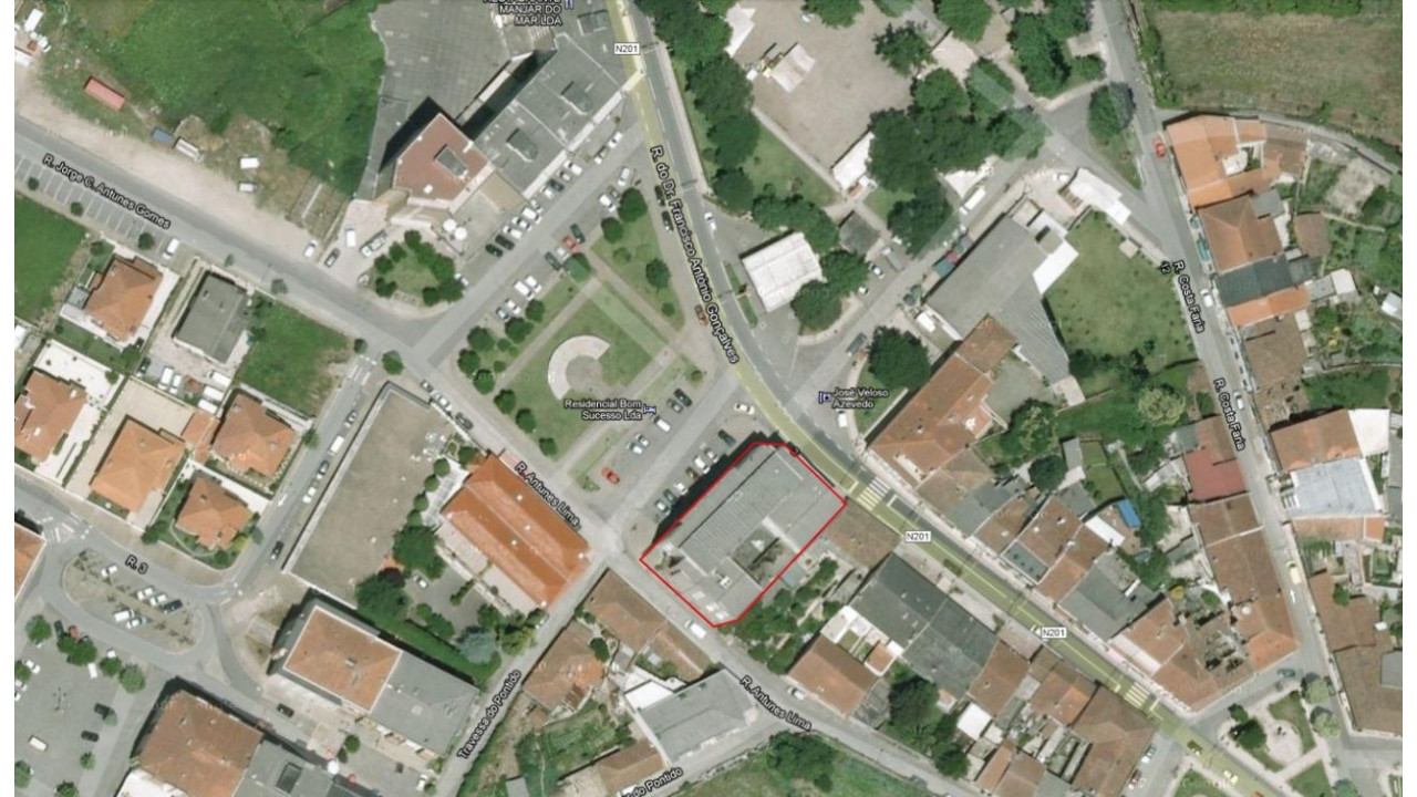 Loja para Venda em Vila de Prado Foto 8