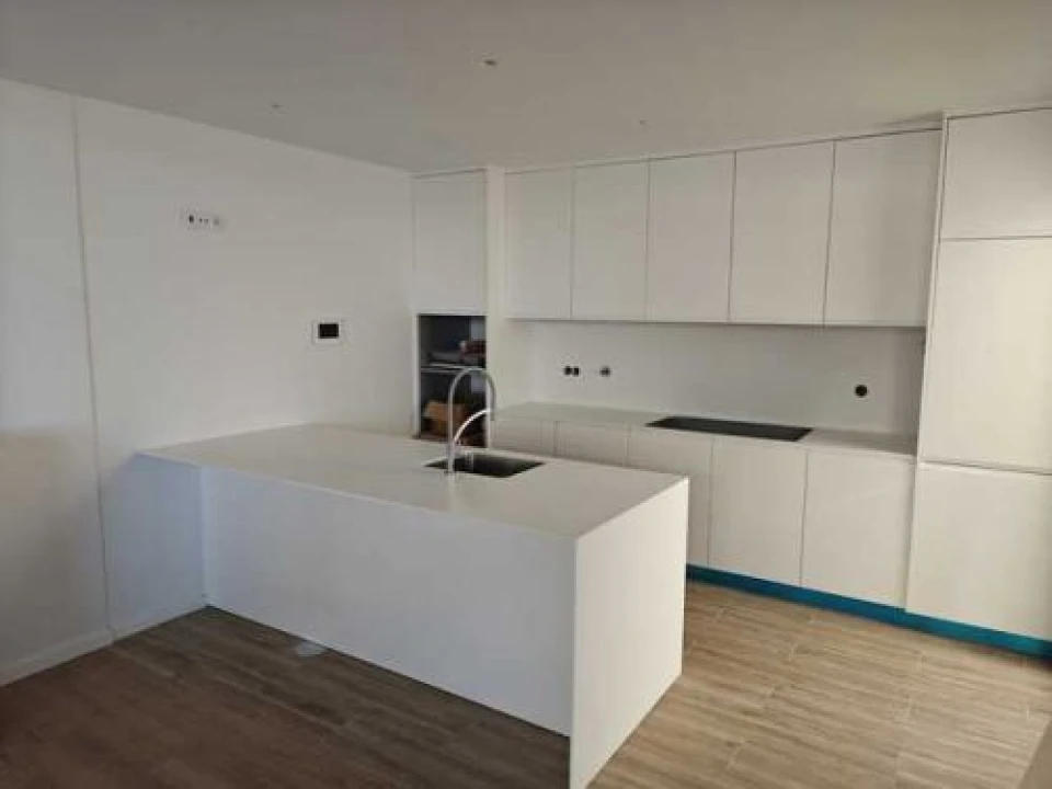 Moradia T3 para Venda em Paredes Foto 3