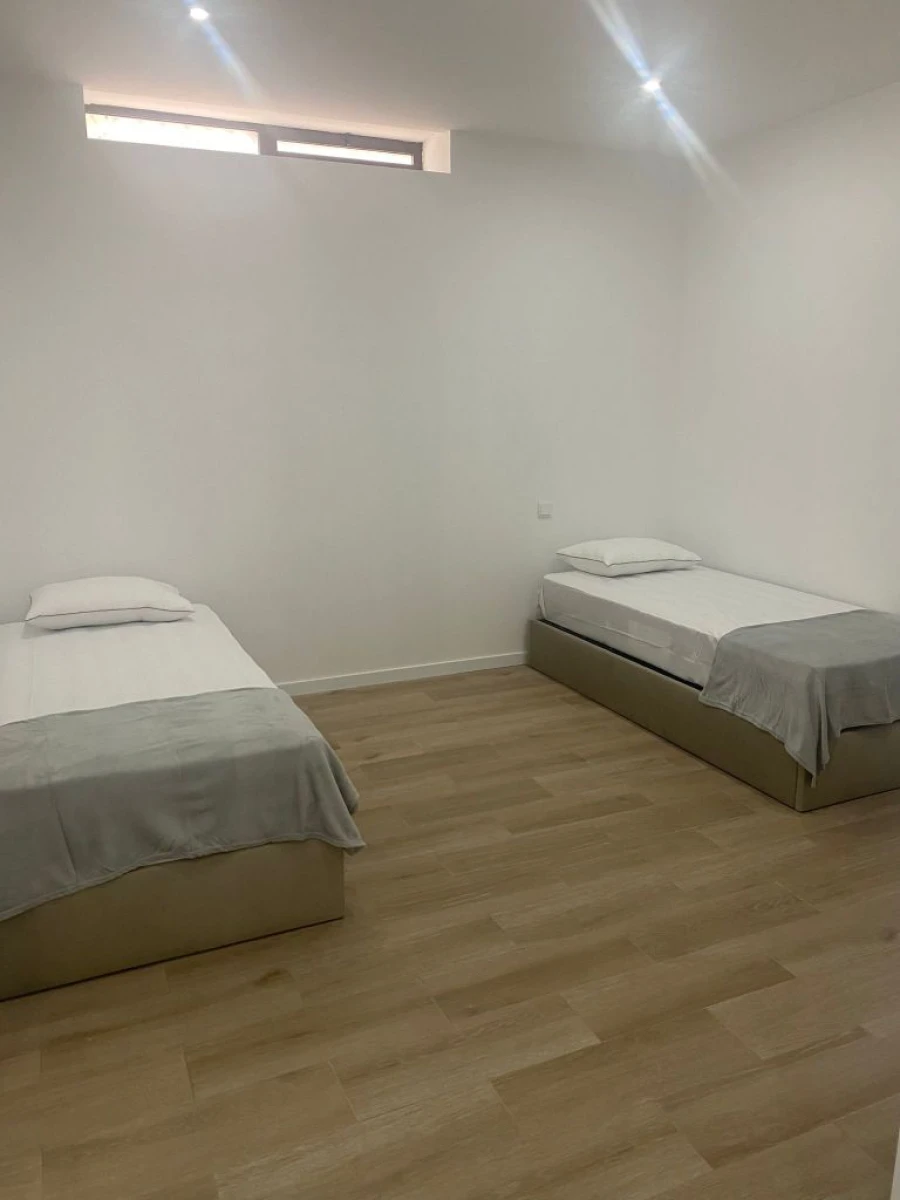 Apartamento T1 para Arrendamento em Rio Tinto Foto 3