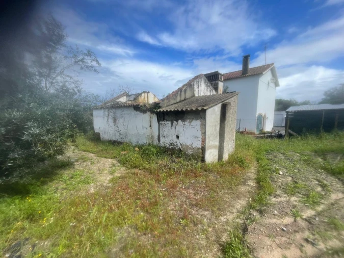 Moradia T2 para Venda em Abertas de Baixo Foto 3