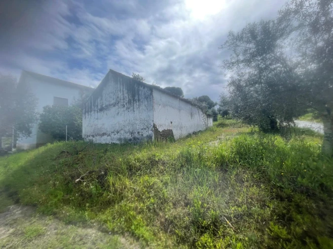 Moradia T2 para Venda em Abertas de Baixo Foto 5