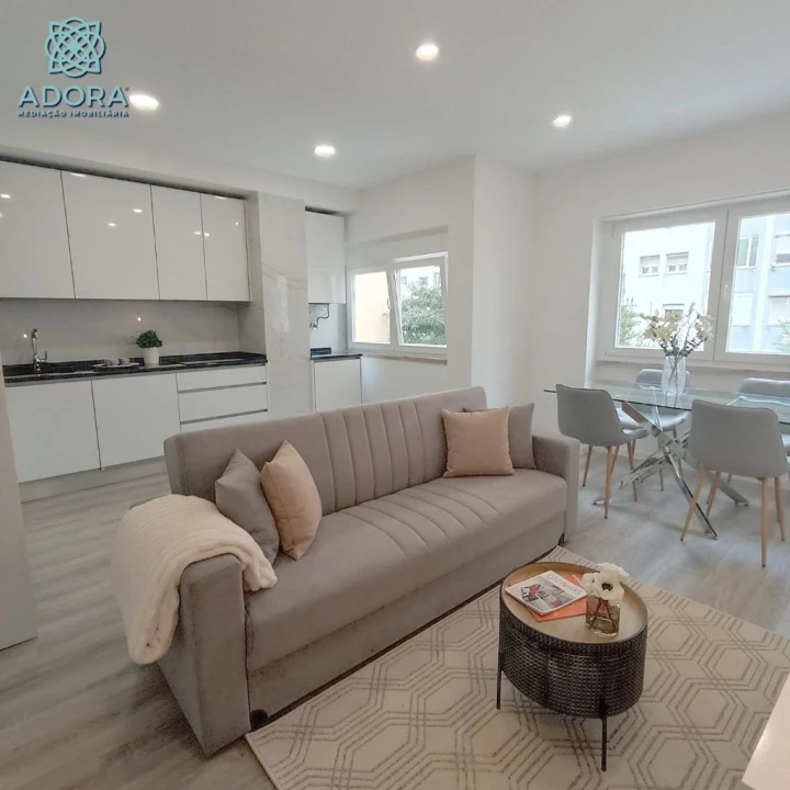 Apartamento T3 para Venda em Lisboa Foto 1