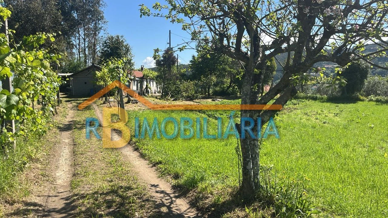 Moradia T2 para Venda em Tropeço Foto 2