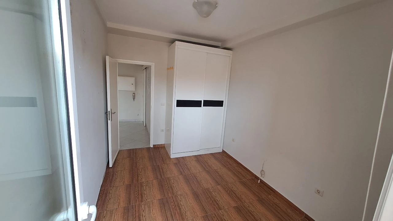 Apartamento T1 para Arrendamento em Póvoa de Varzim Foto 2