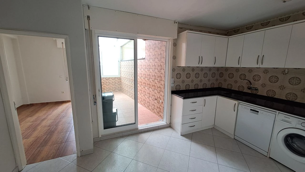 Apartamento T1 para Arrendamento em Póvoa de Varzim Foto 12
